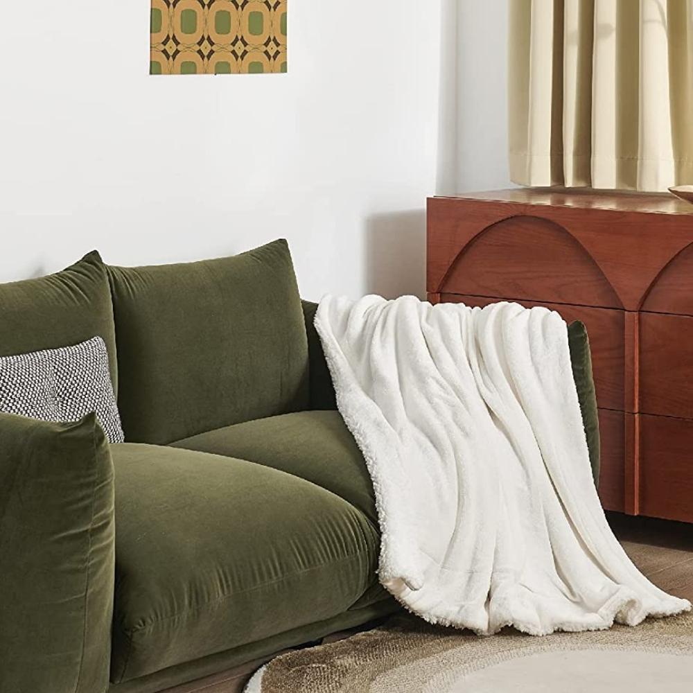 Fluffy Blanket: image 6